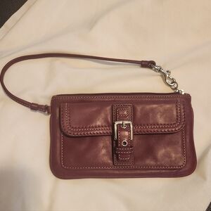 COACH Buckle Wristlet (dark red)